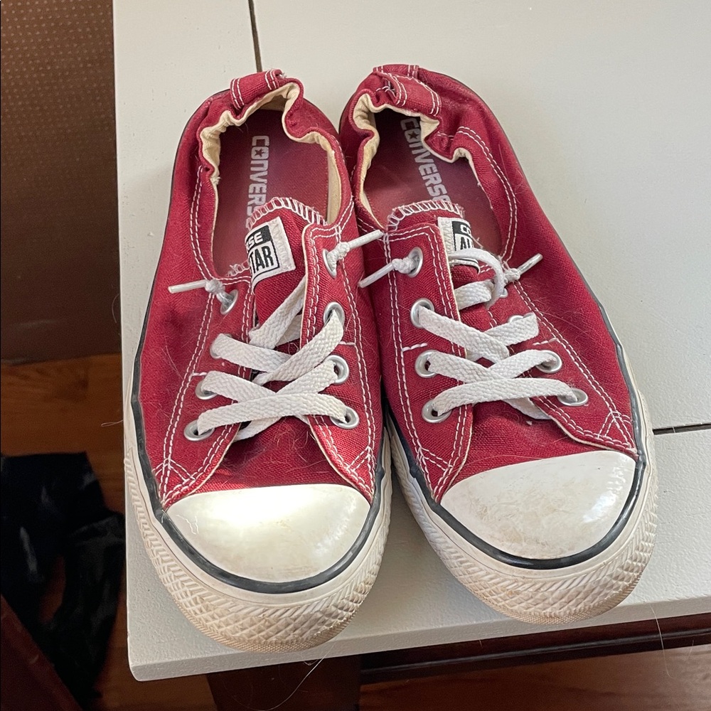Flip Back Burgundy Converse